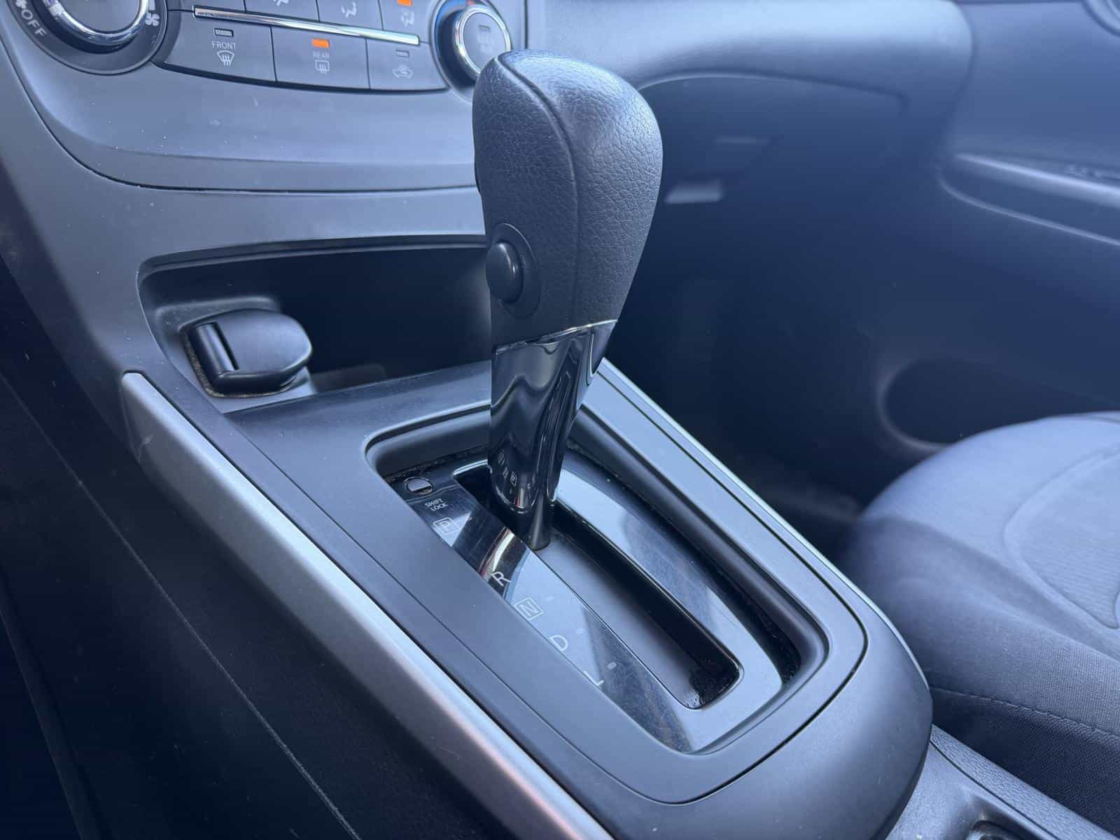 2017 Nissan Sentra S - Image 14