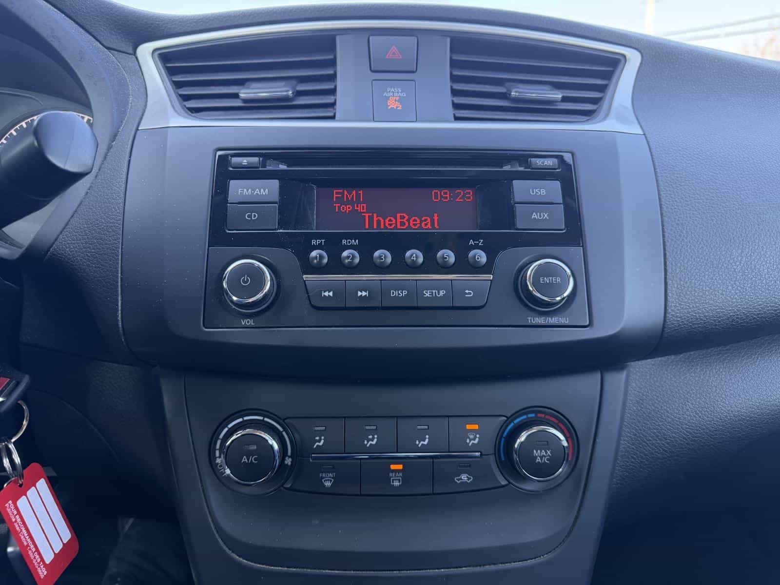 2017 Nissan Sentra S - Image 16