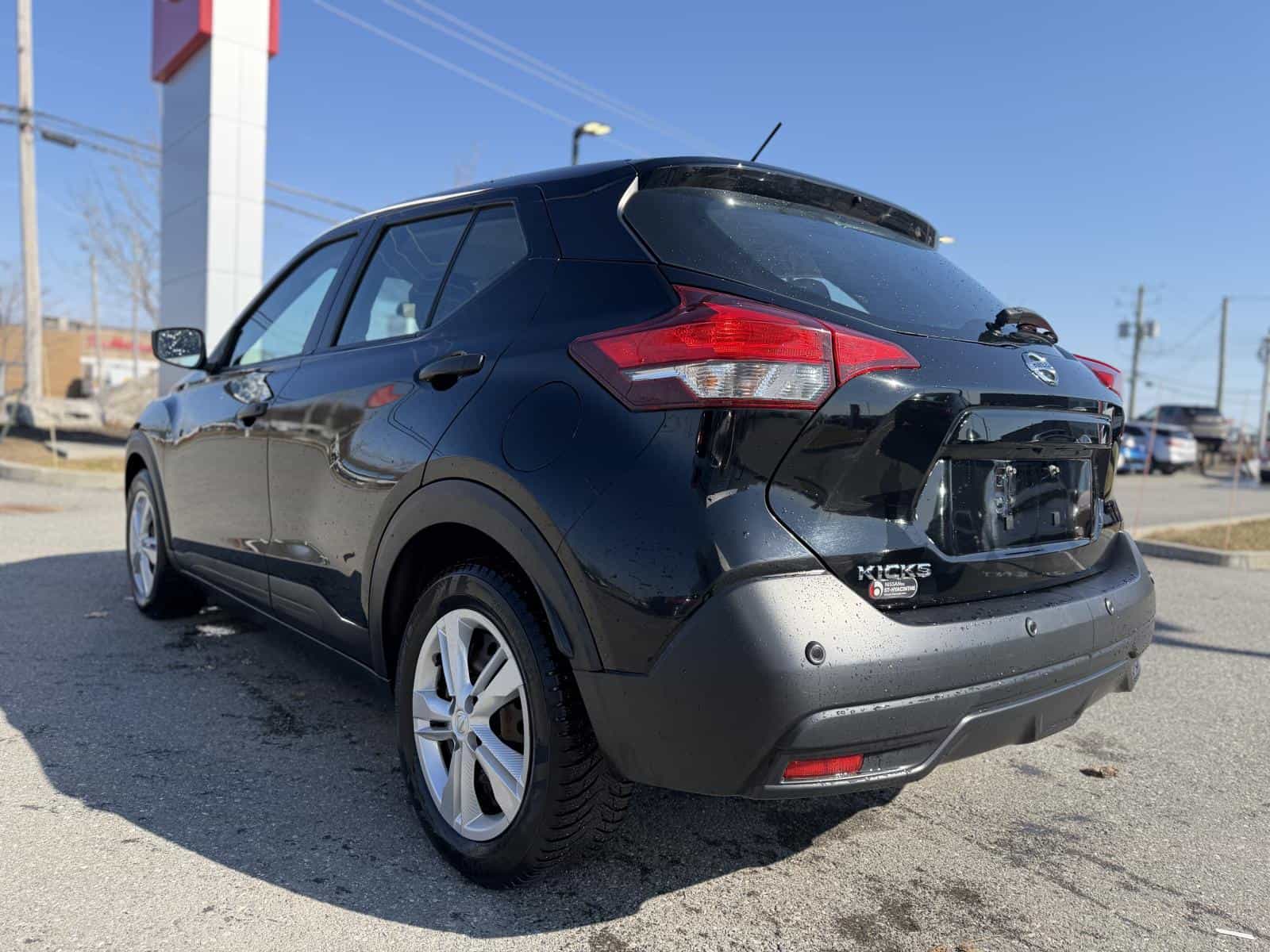 2020 Nissan Kicks S - Image 8