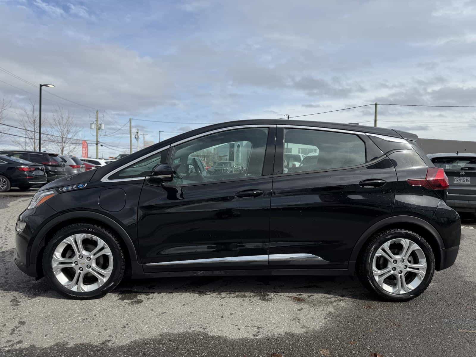 2019 Chevrolet Bolt EV LT - Image 9