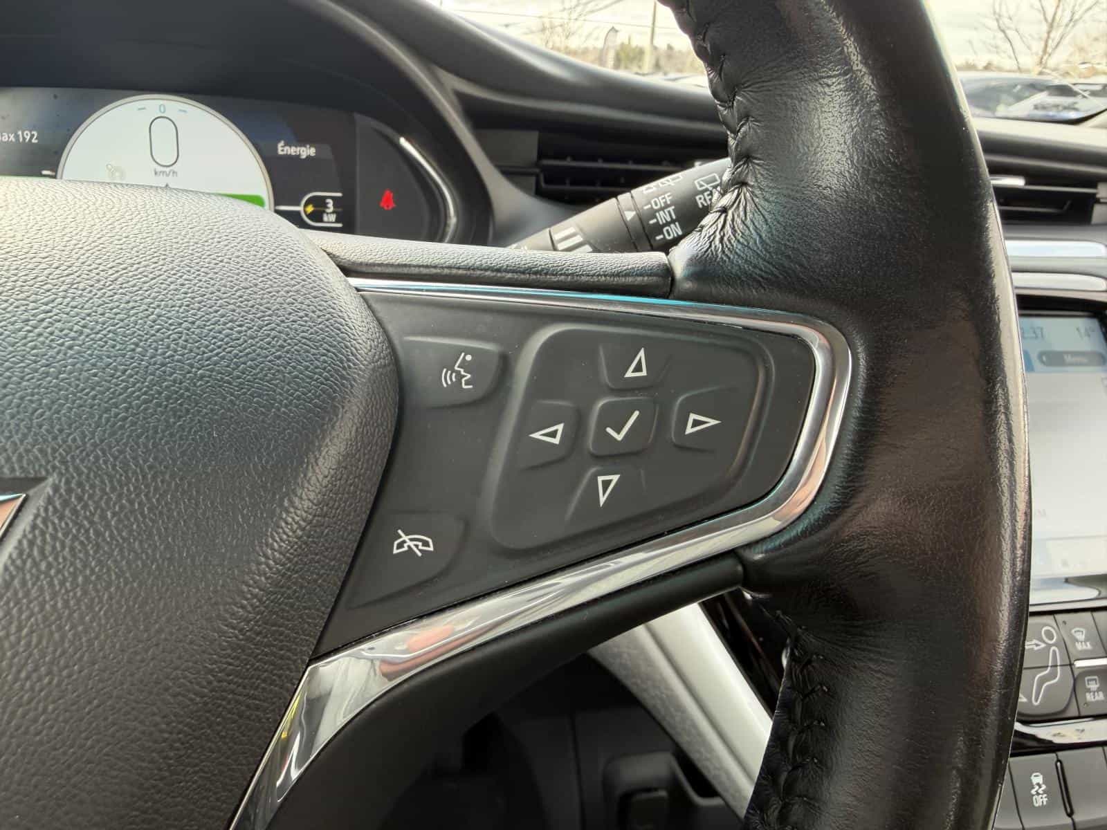 2019 Chevrolet Bolt EV LT - Image 13