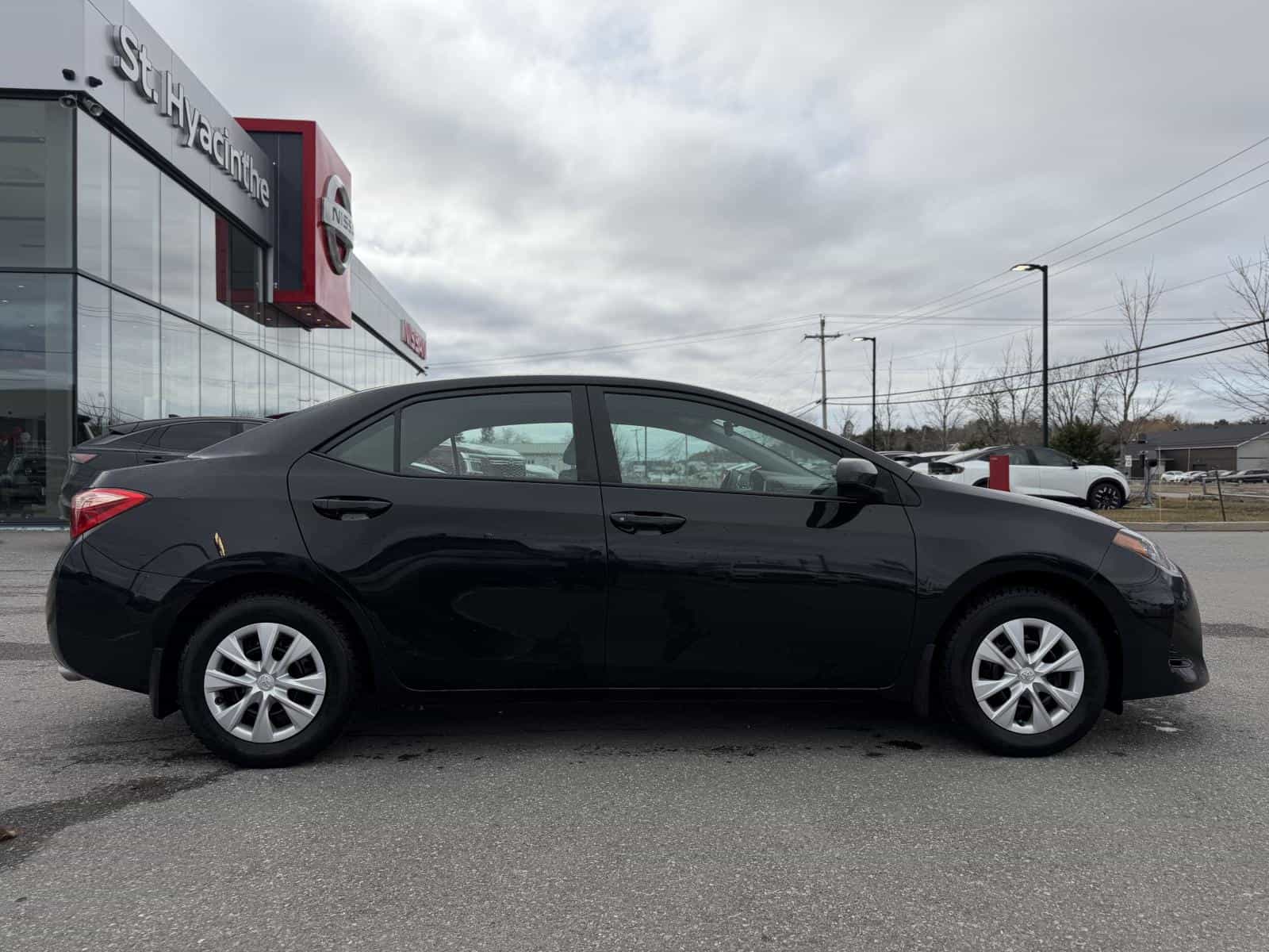 2019 Toyota Corolla CE - Image 5