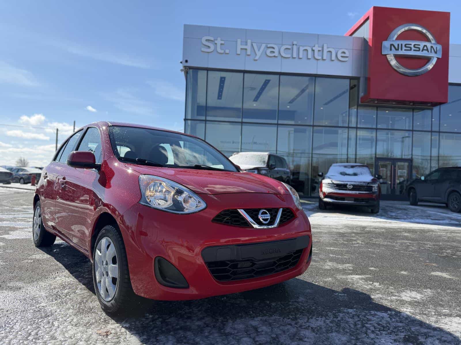 Image 1 Nissan Micra SV 2017
