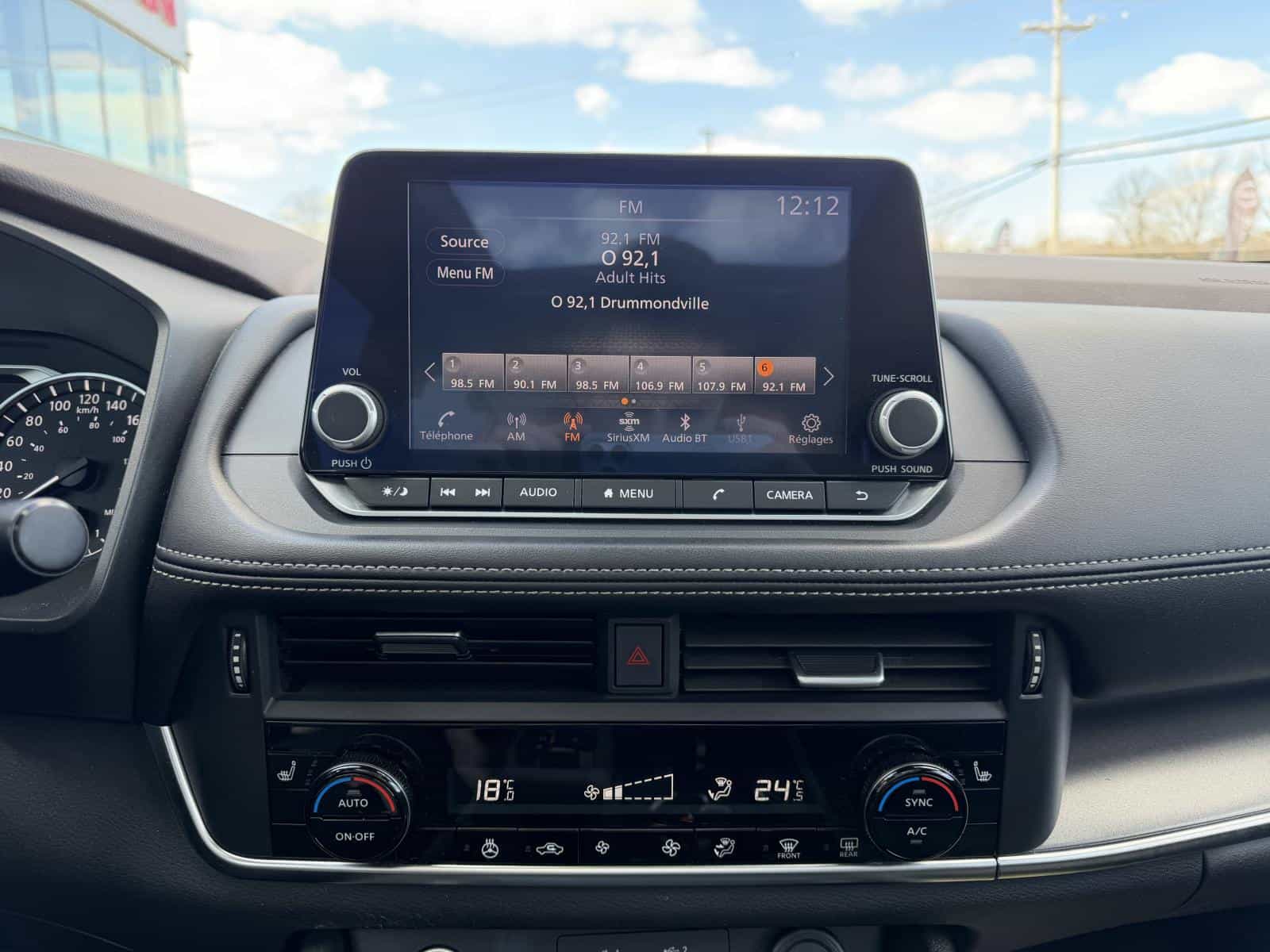 Image 15 Nissan Rogue SV Midnight 2023