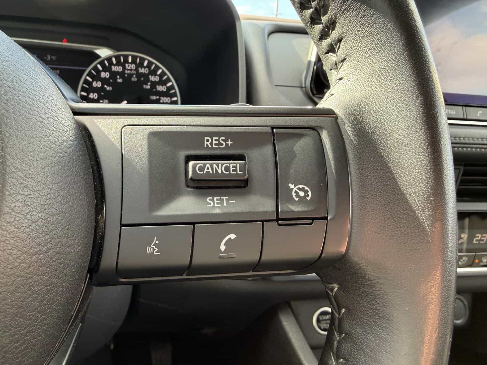 Image 14 Nissan Rogue S 2022