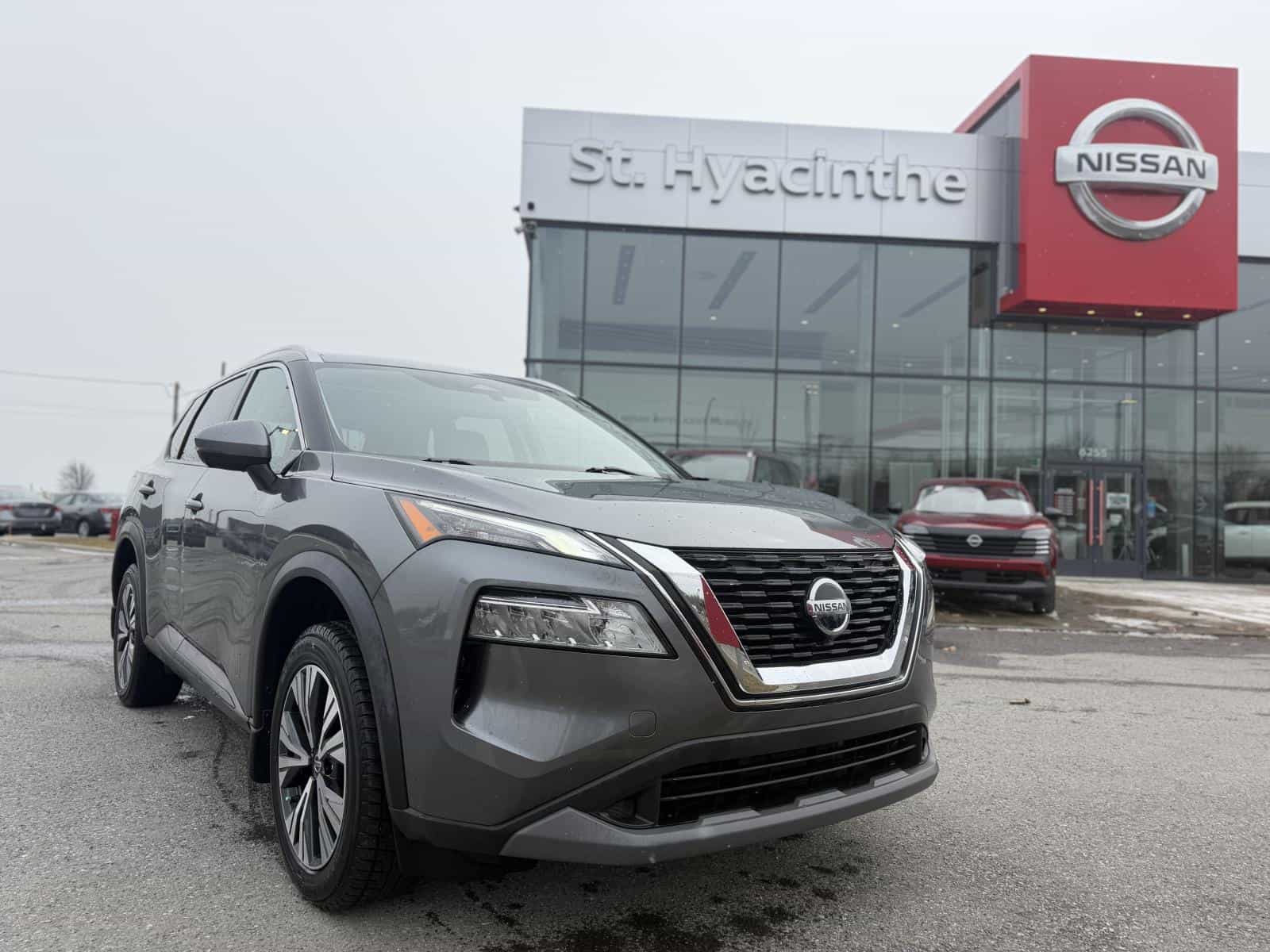 Image 1 Nissan Rogue SV Premium 2021