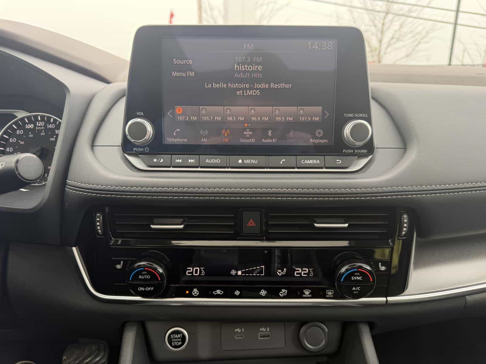 Image 15 Nissan Rogue SV Premium 2021