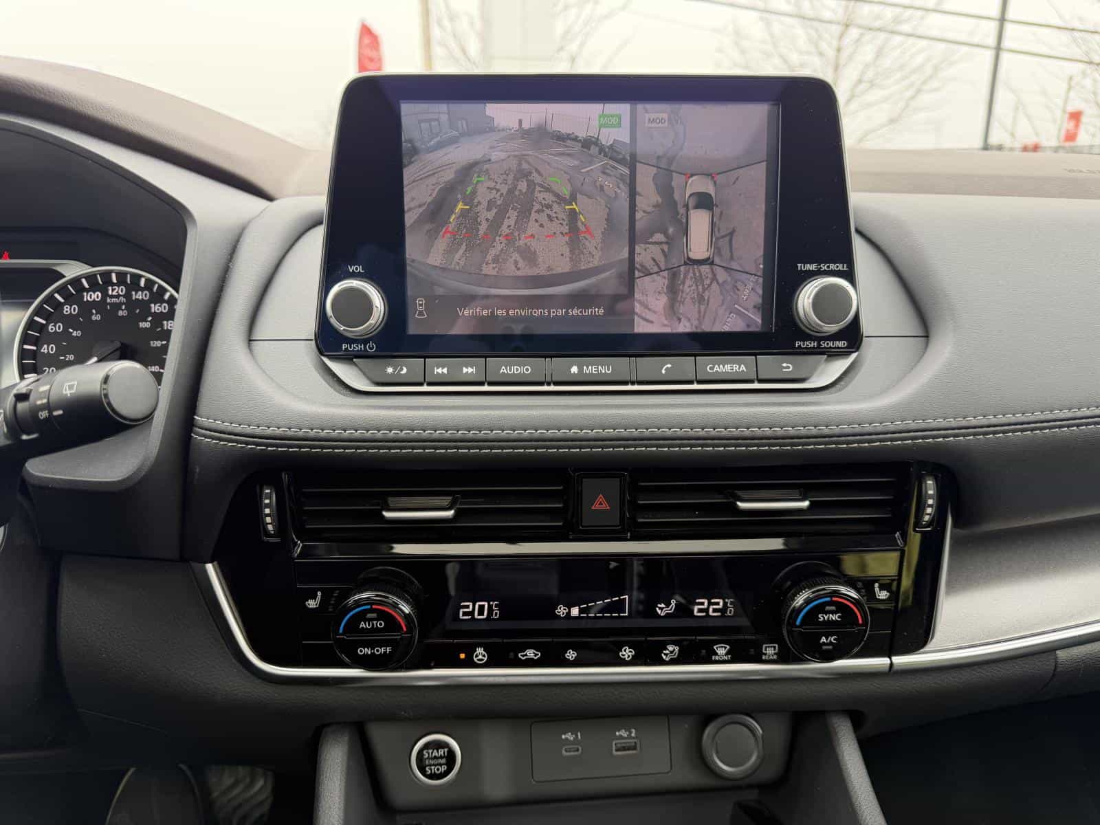 2021 Nissan Rogue SV Premium - Image 16