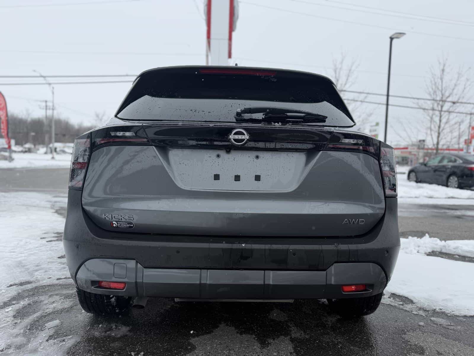 Image 7 Nissan Kicks SV 2025