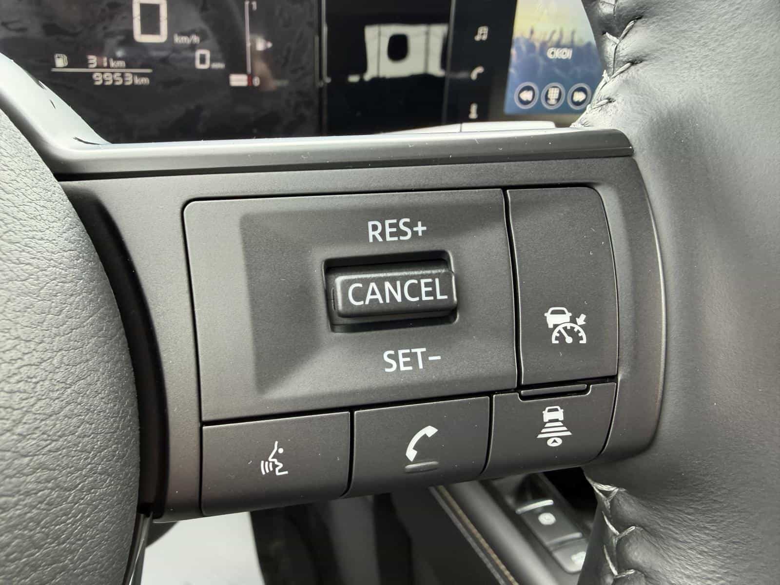 2025 Nissan Kicks SV - Image 13