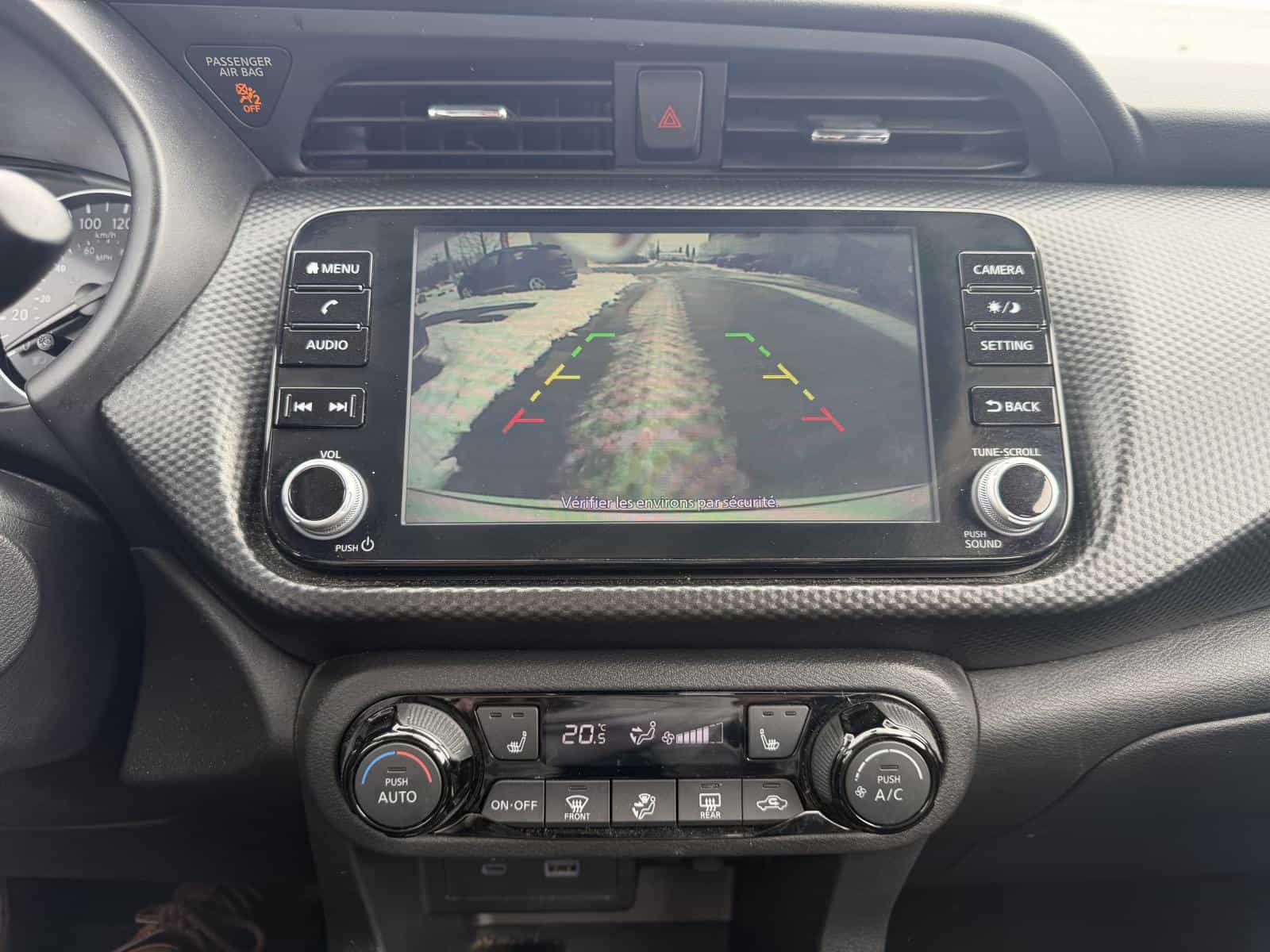 2023 Nissan Kicks SV - Image 16