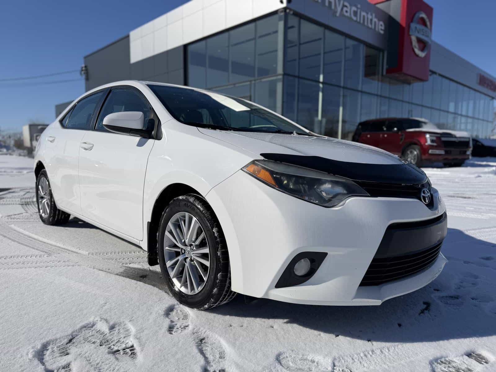 Image 4 Toyota Corolla LE 2014