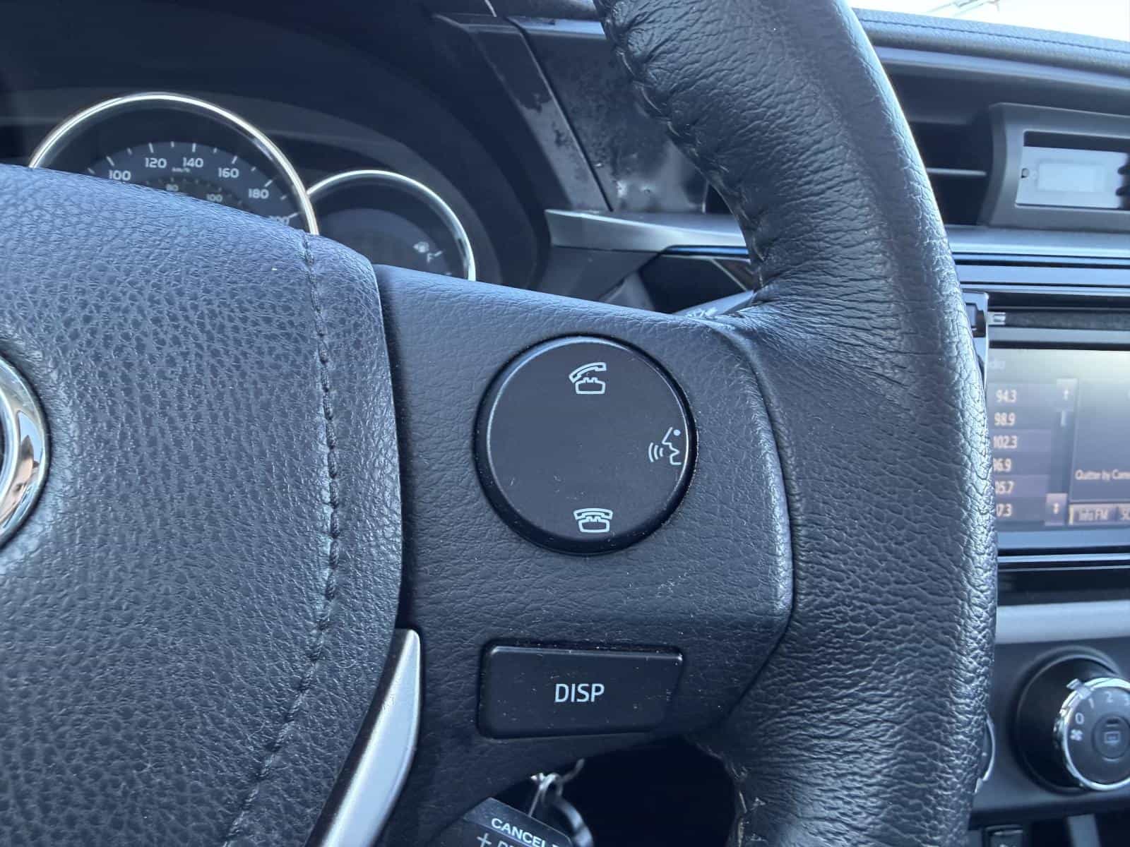 Image 14 Toyota Corolla LE 2014