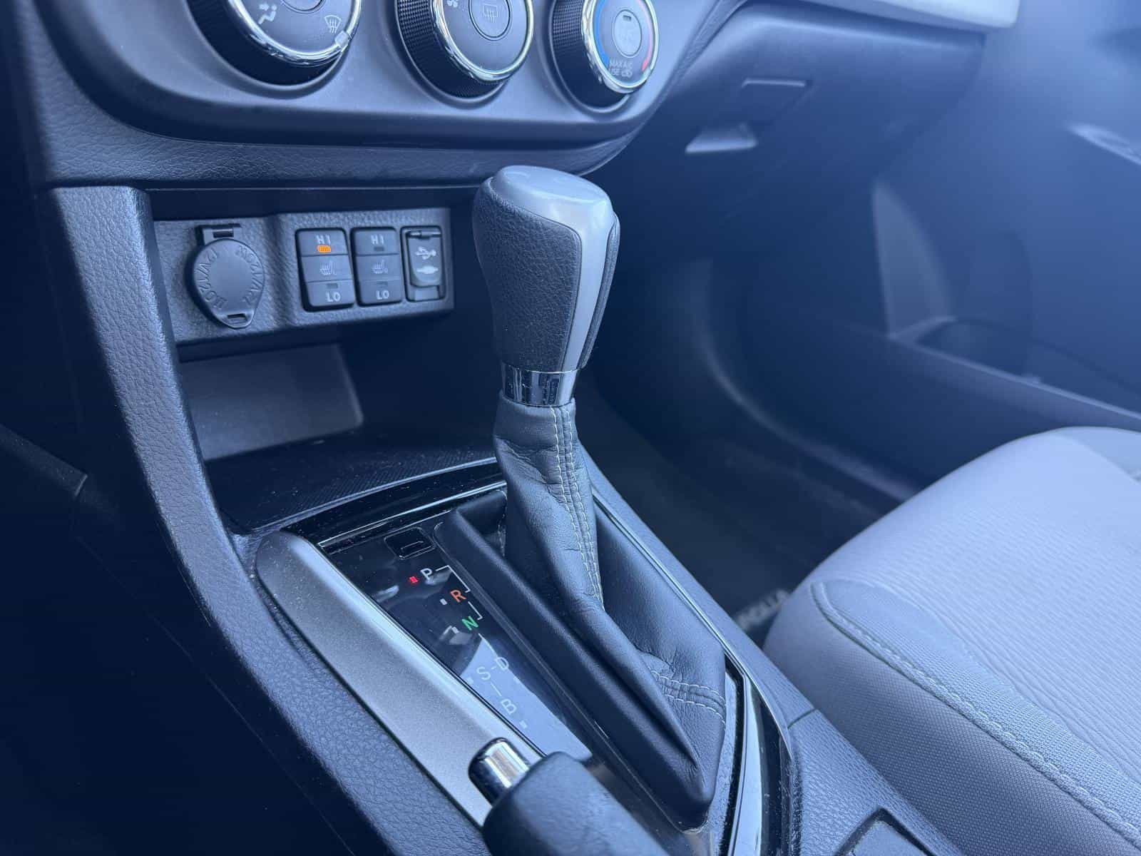 Image 17 Toyota Corolla LE 2014