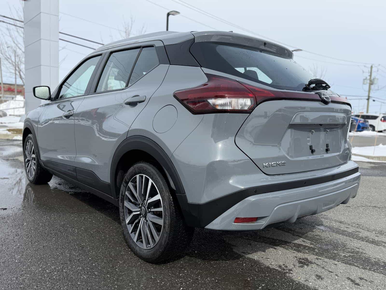 2024 Nissan Kicks SV - Image 8