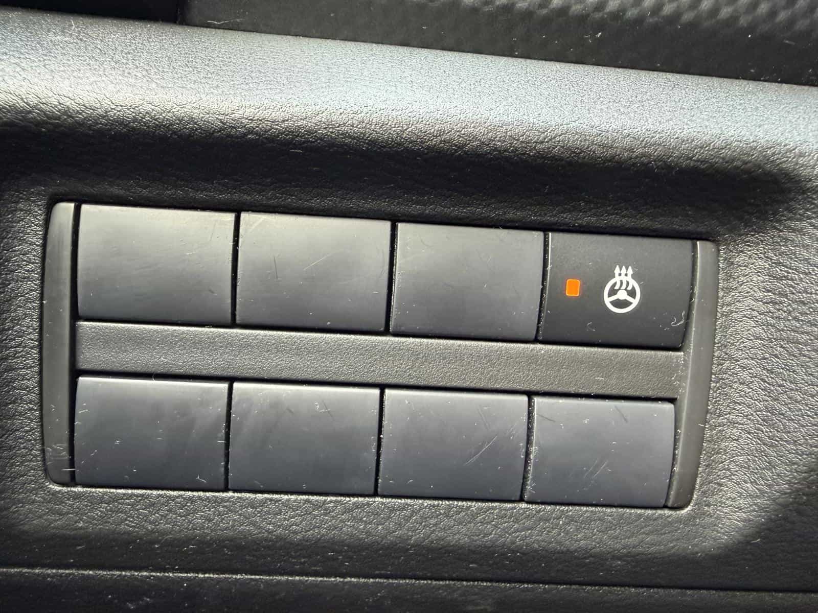 2024 Nissan Kicks SV - Image 16