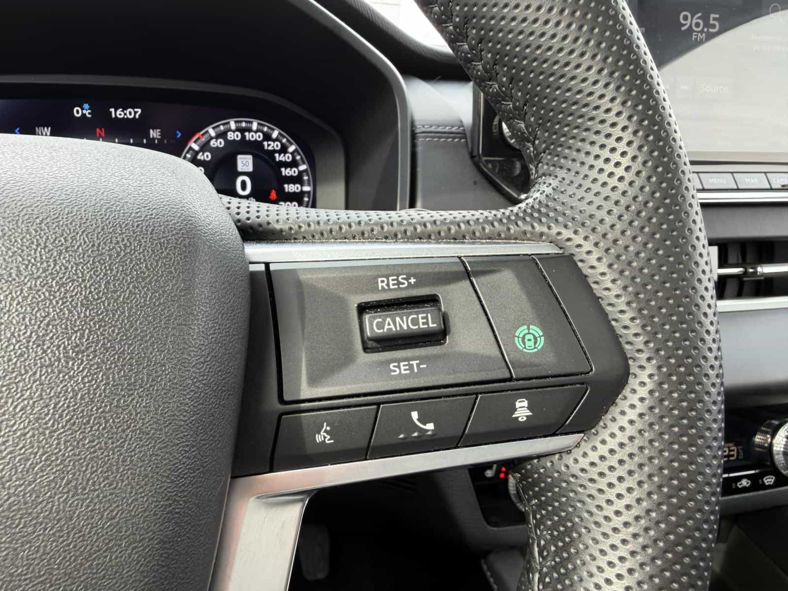 2023 Mitsubishi Outlander GT - Image 15