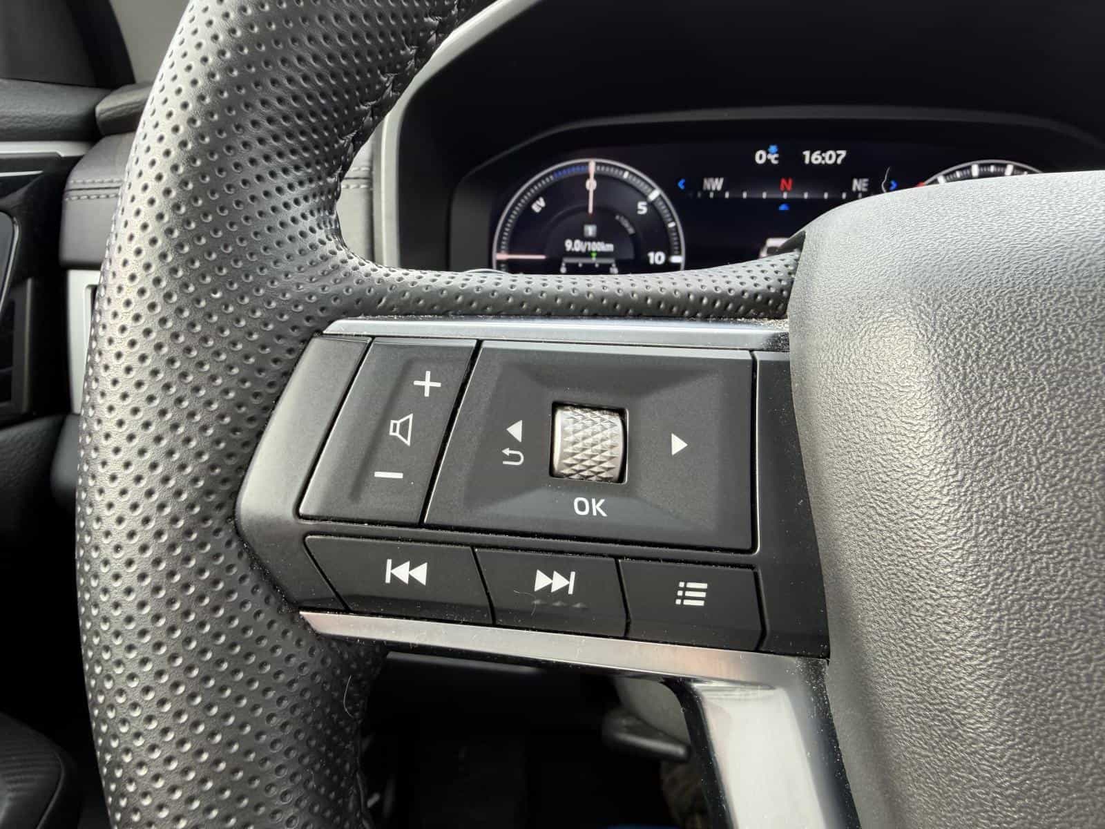 2023 Mitsubishi Outlander GT - Image 14