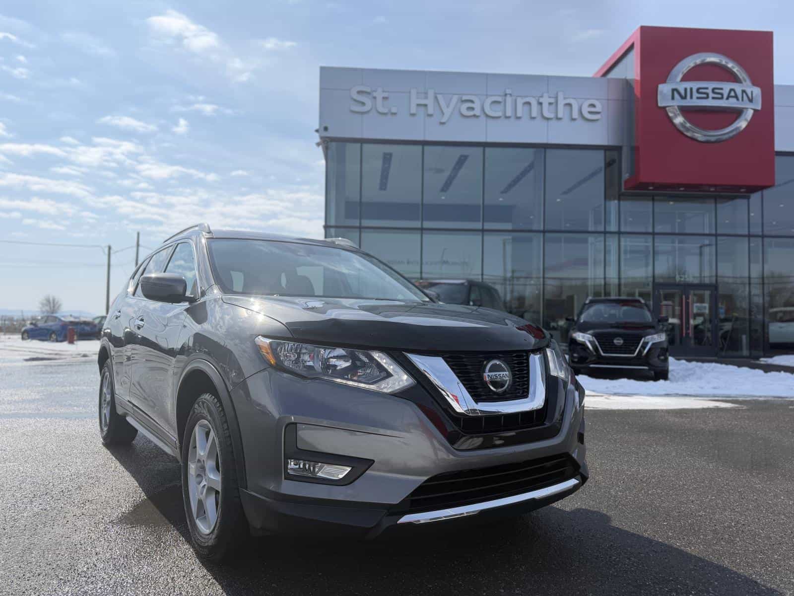 2019 Nissan Rogue SV - Image 1