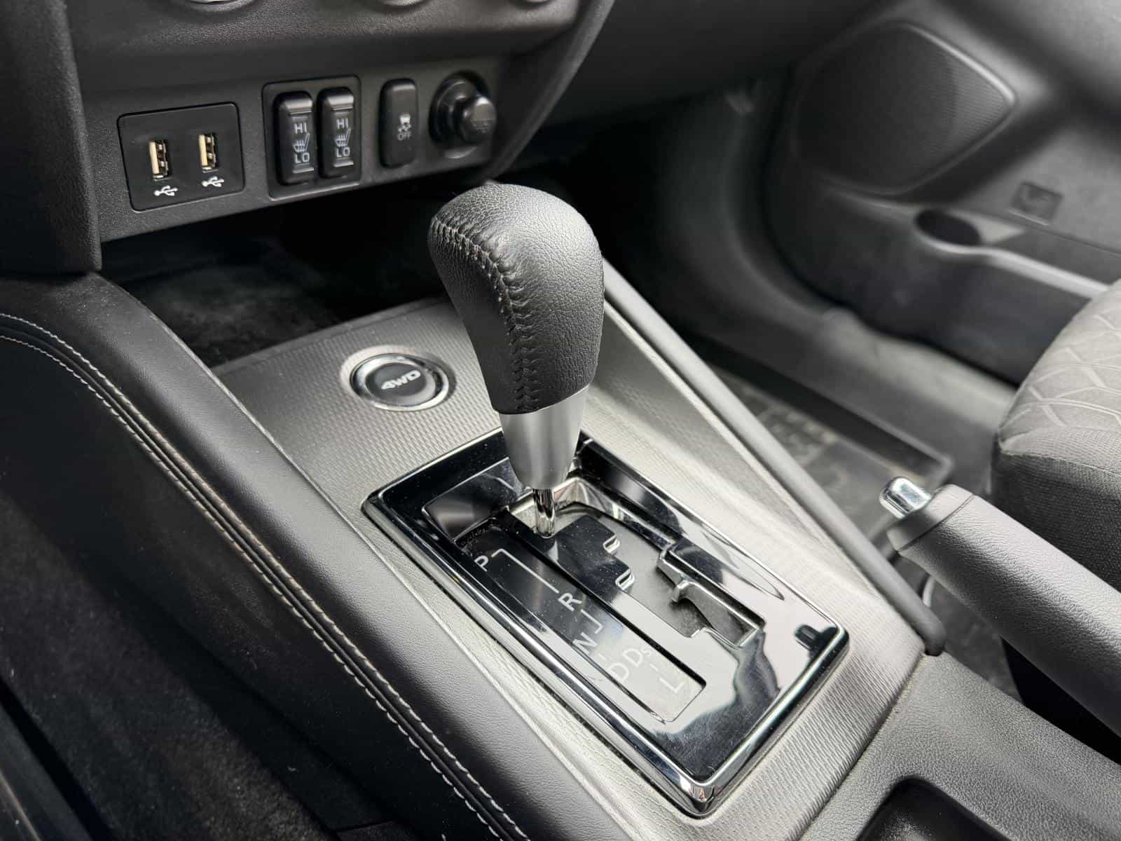 Image 18 Mitsubishi RVR ES 2020