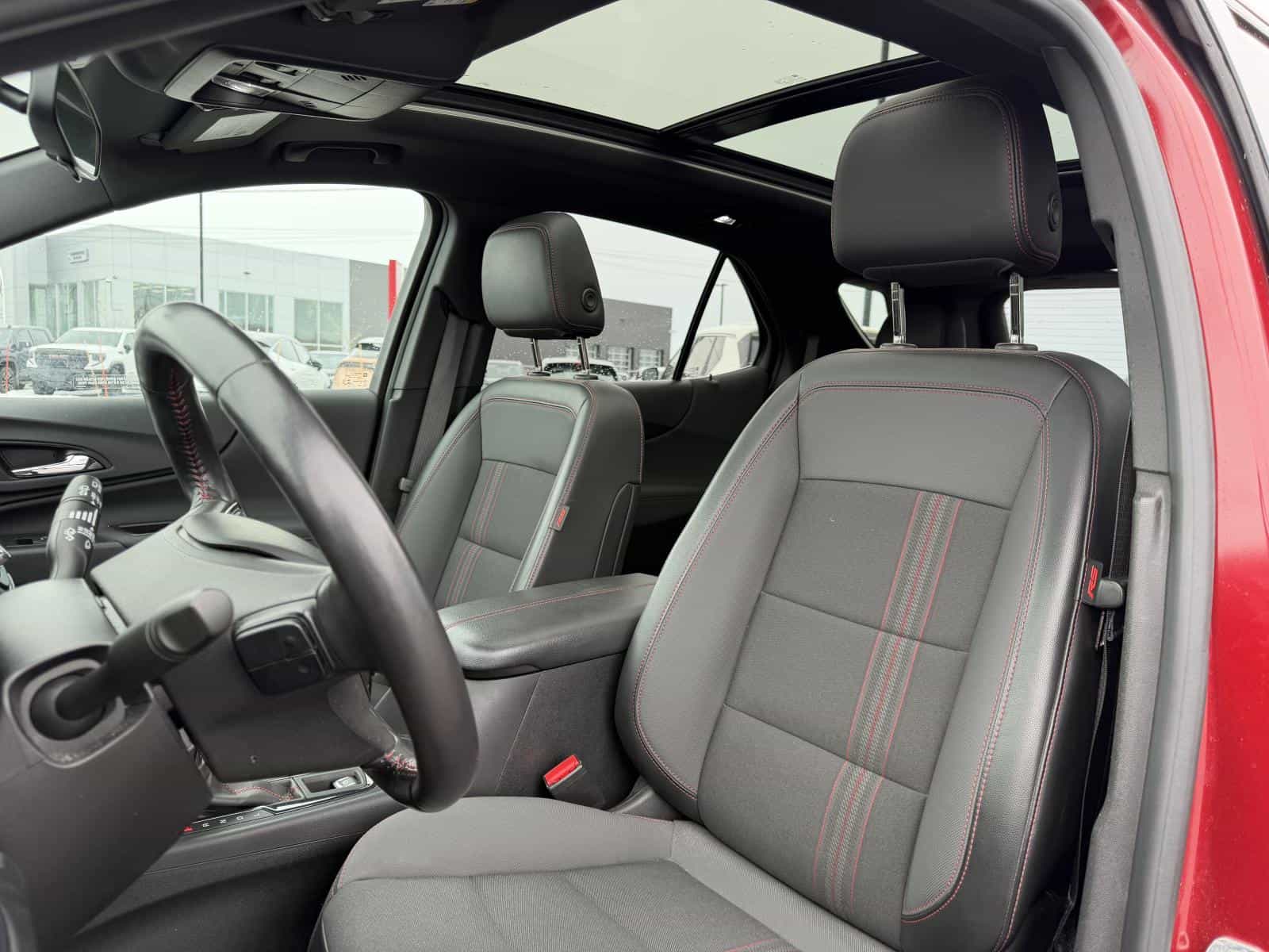 2022 Chevrolet Equinox RS - Image 10