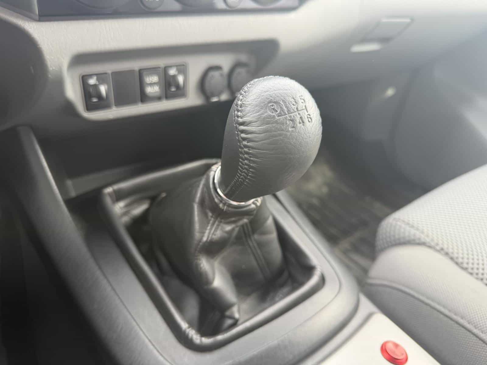 Image 17 Toyota Tacoma TRD Sport 2015