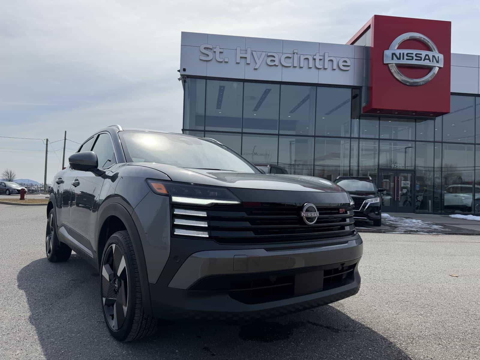 Image 1 Nissan Kicks SR Premium 2025