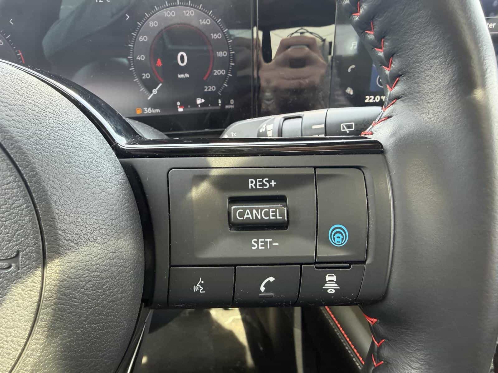 Image 17 Nissan Kicks SR Premium 2025