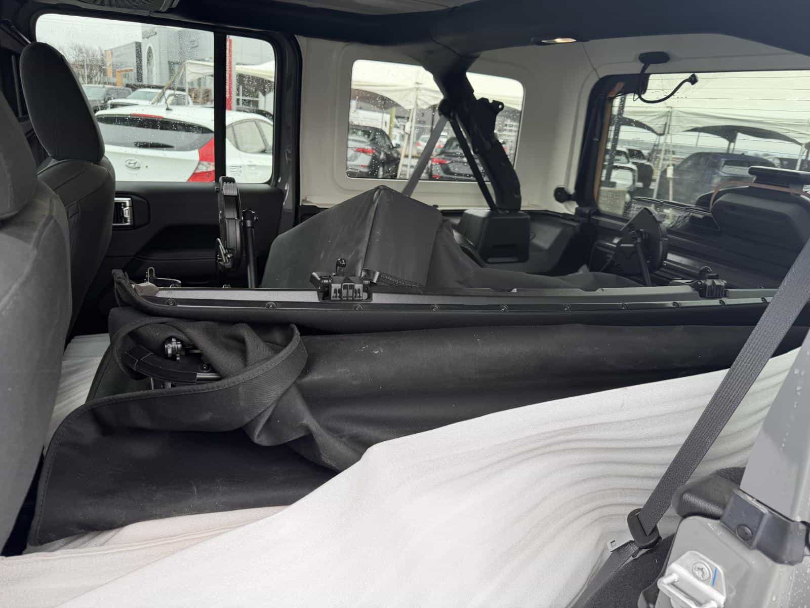 Image 17 Jeep Wrangler Unlimited Sahara 2023