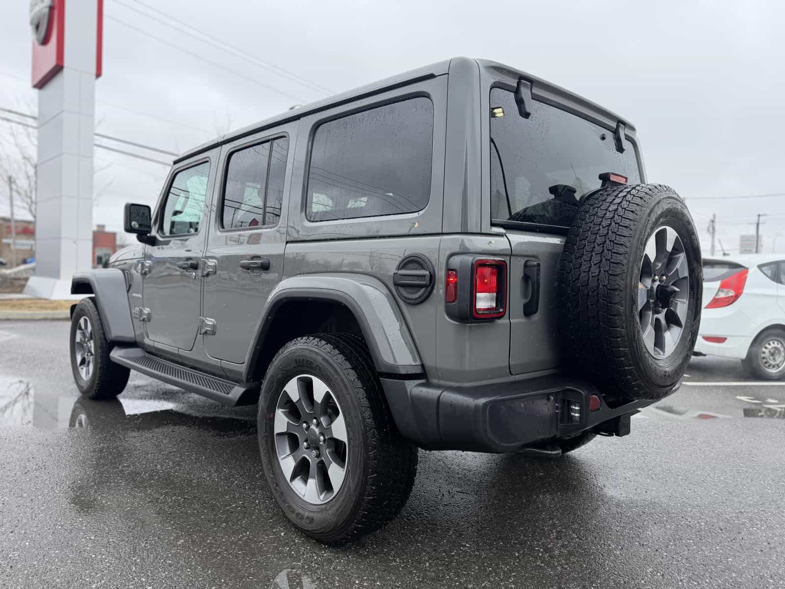 Image 8 Jeep Wrangler Unlimited Sahara 2023
