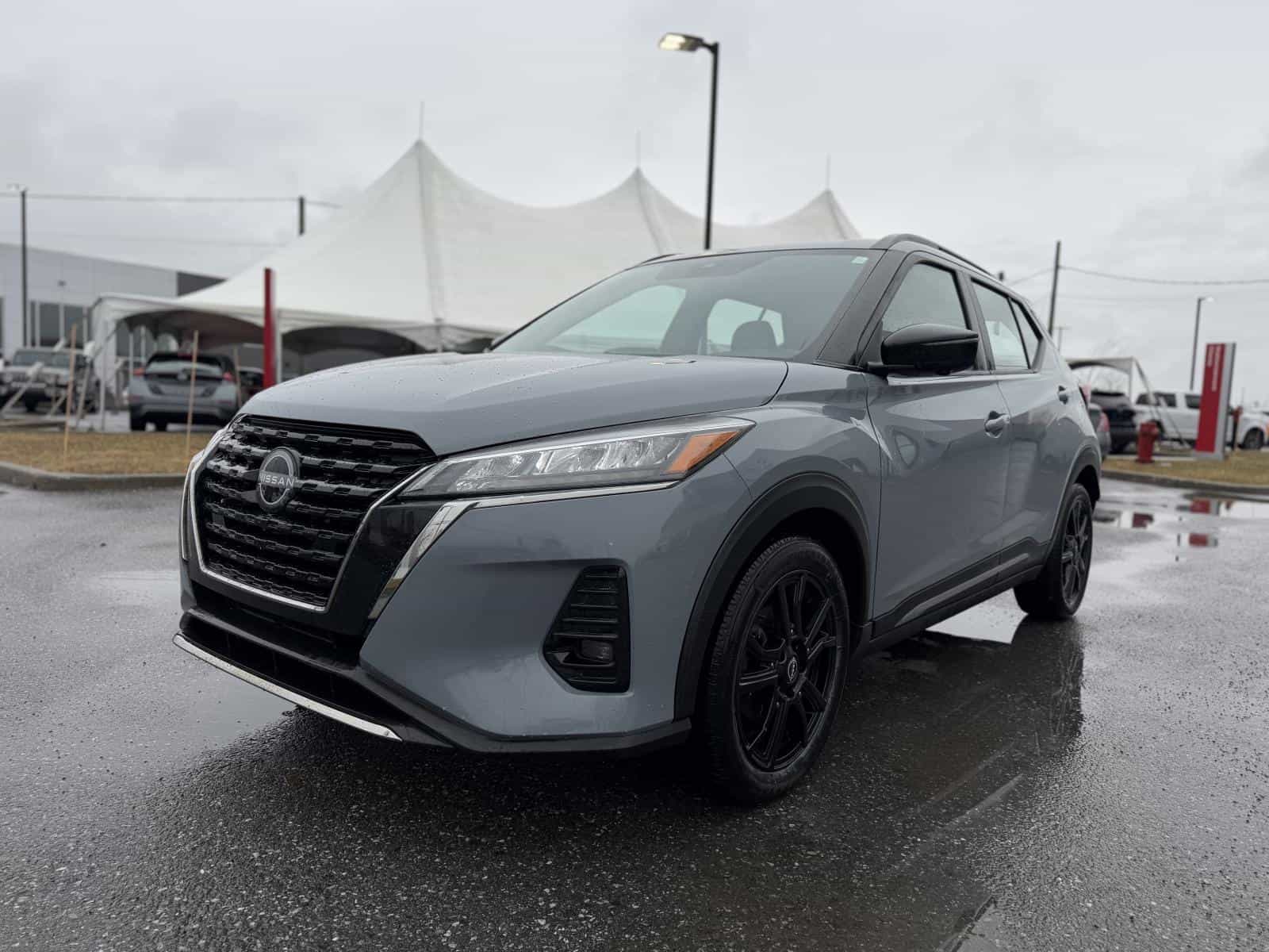 Image 2 Nissan Kicks SR Premium 2022