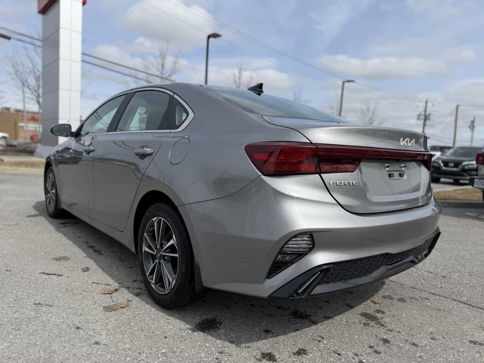 Image 8 Kia Forte EX 2023