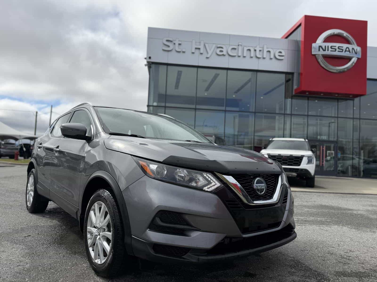 2023 Nissan Qashqai SV - Image 1