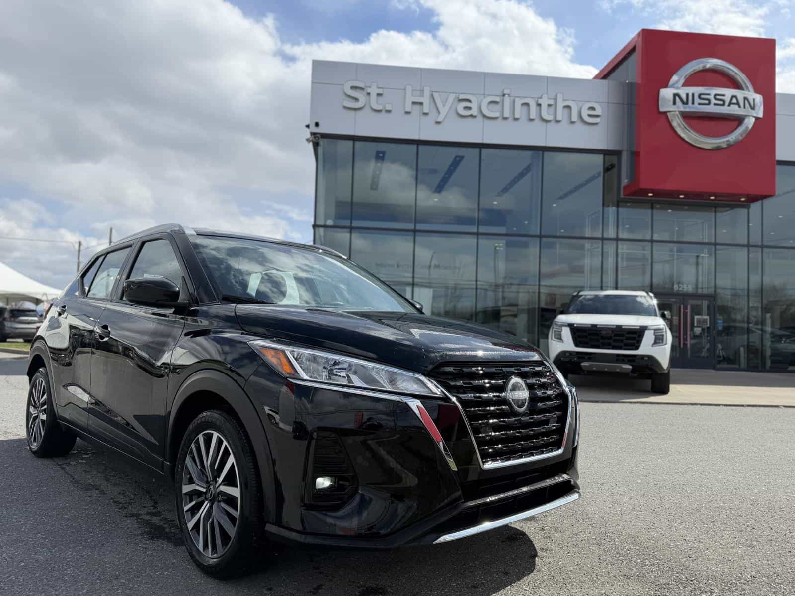 Image 1 Nissan Kicks SV 2024