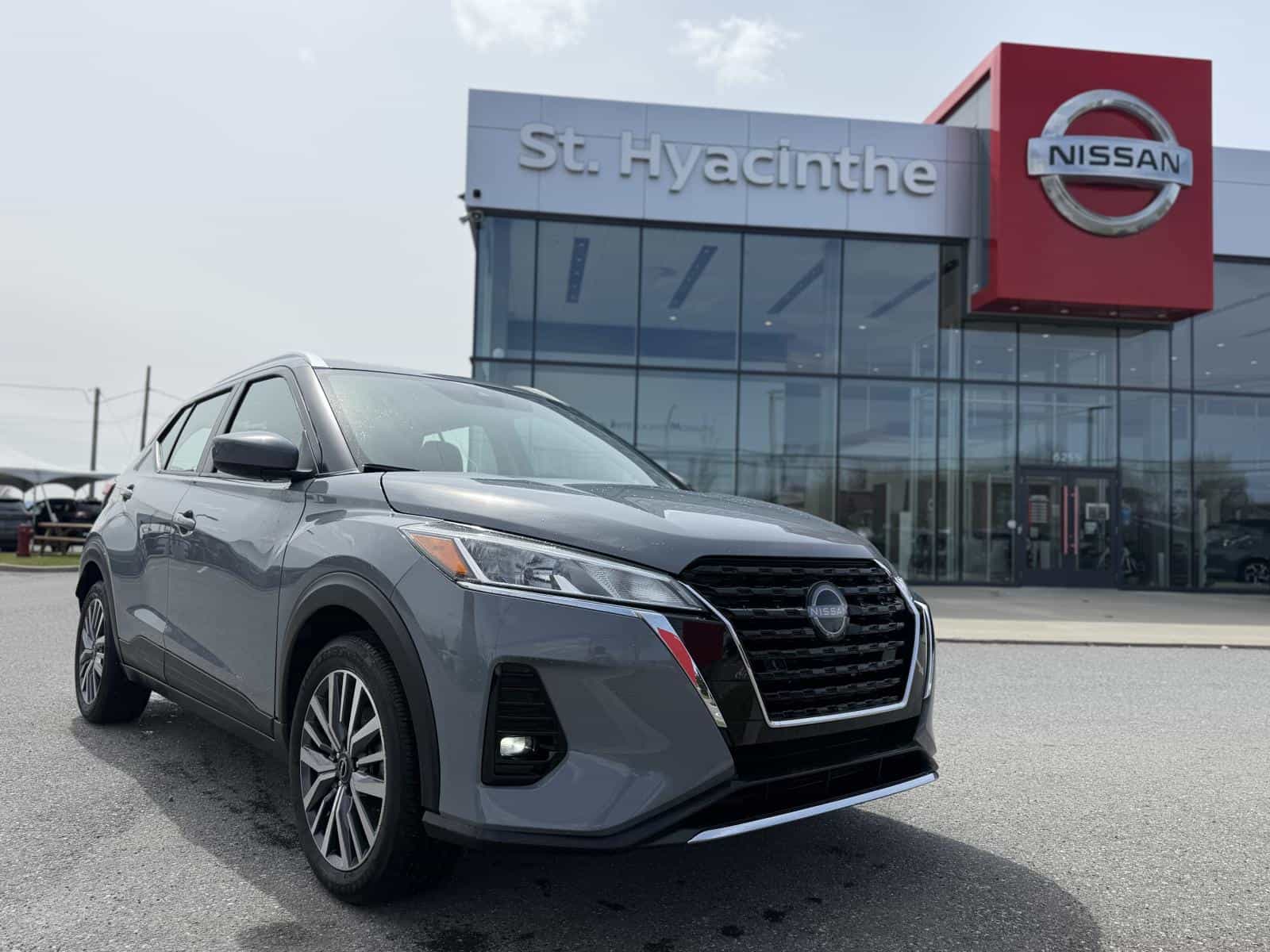 Image 1 Nissan Kicks SV 2024