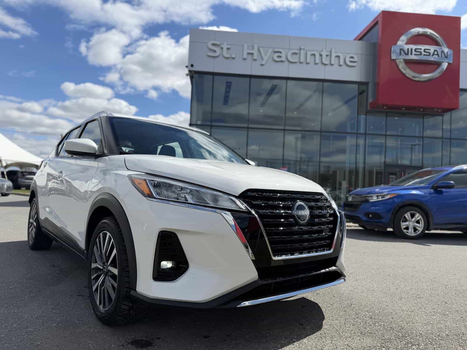 Image 1 Nissan Kicks SV 2024