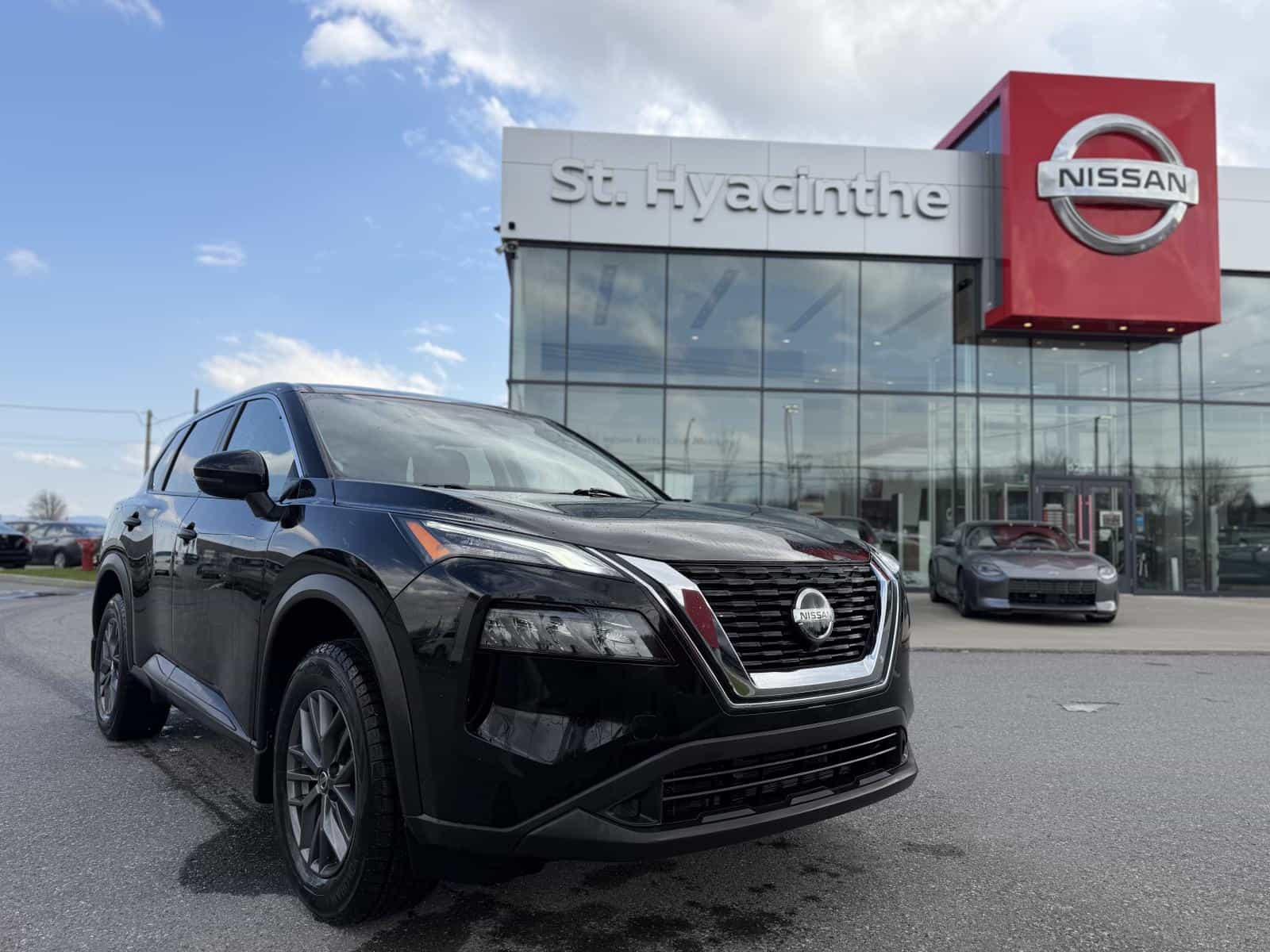 Image 1 Nissan Rogue S 2021