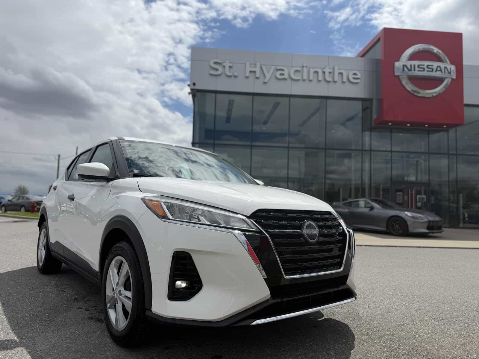 2024 Nissan Kicks S - Image 1