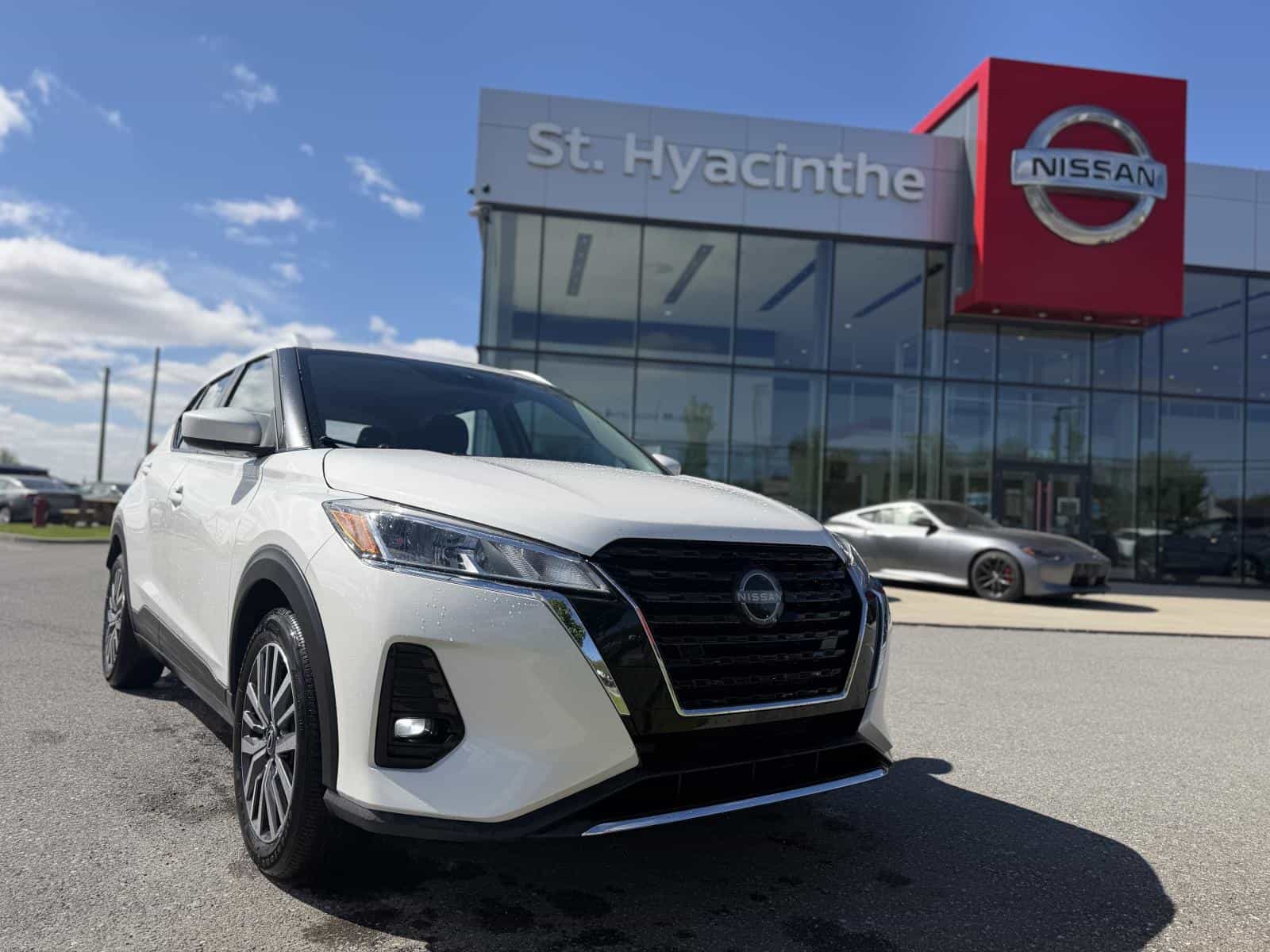 Image 1 Nissan Kicks SV 2024