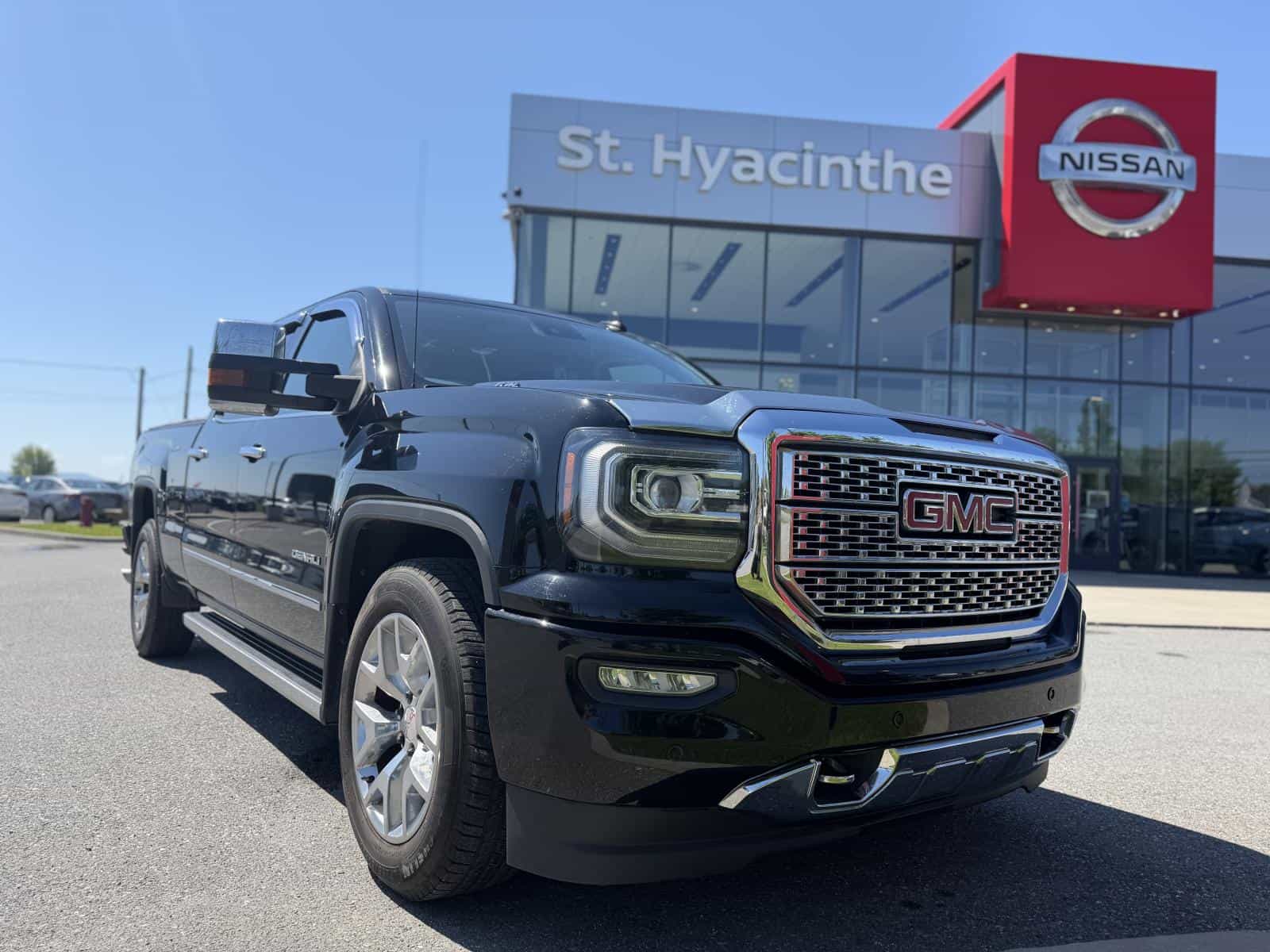 Image 1 GMC Sierra 1500 Denali 2018