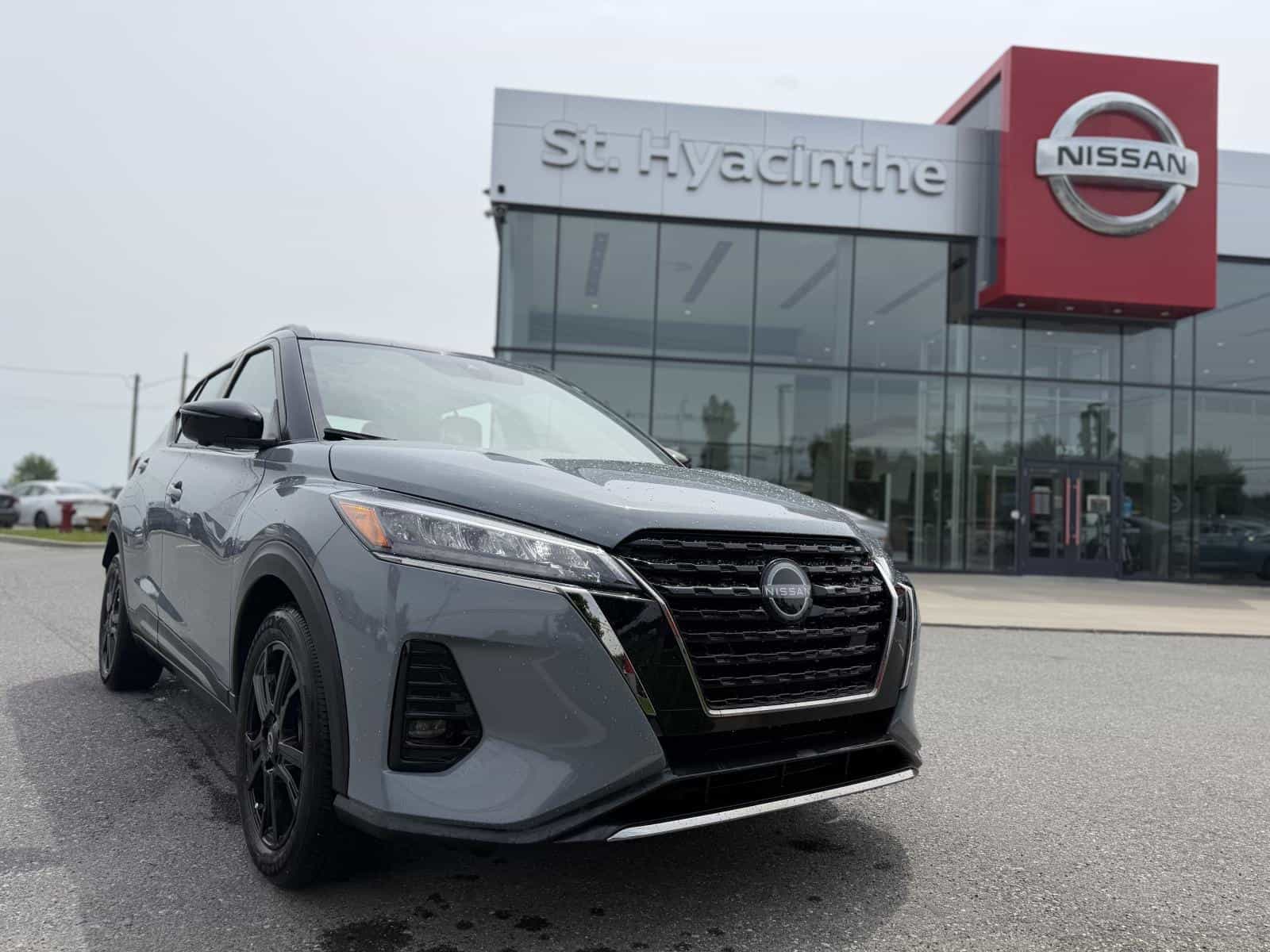 Image 1 Nissan Kicks SR Premium 2024