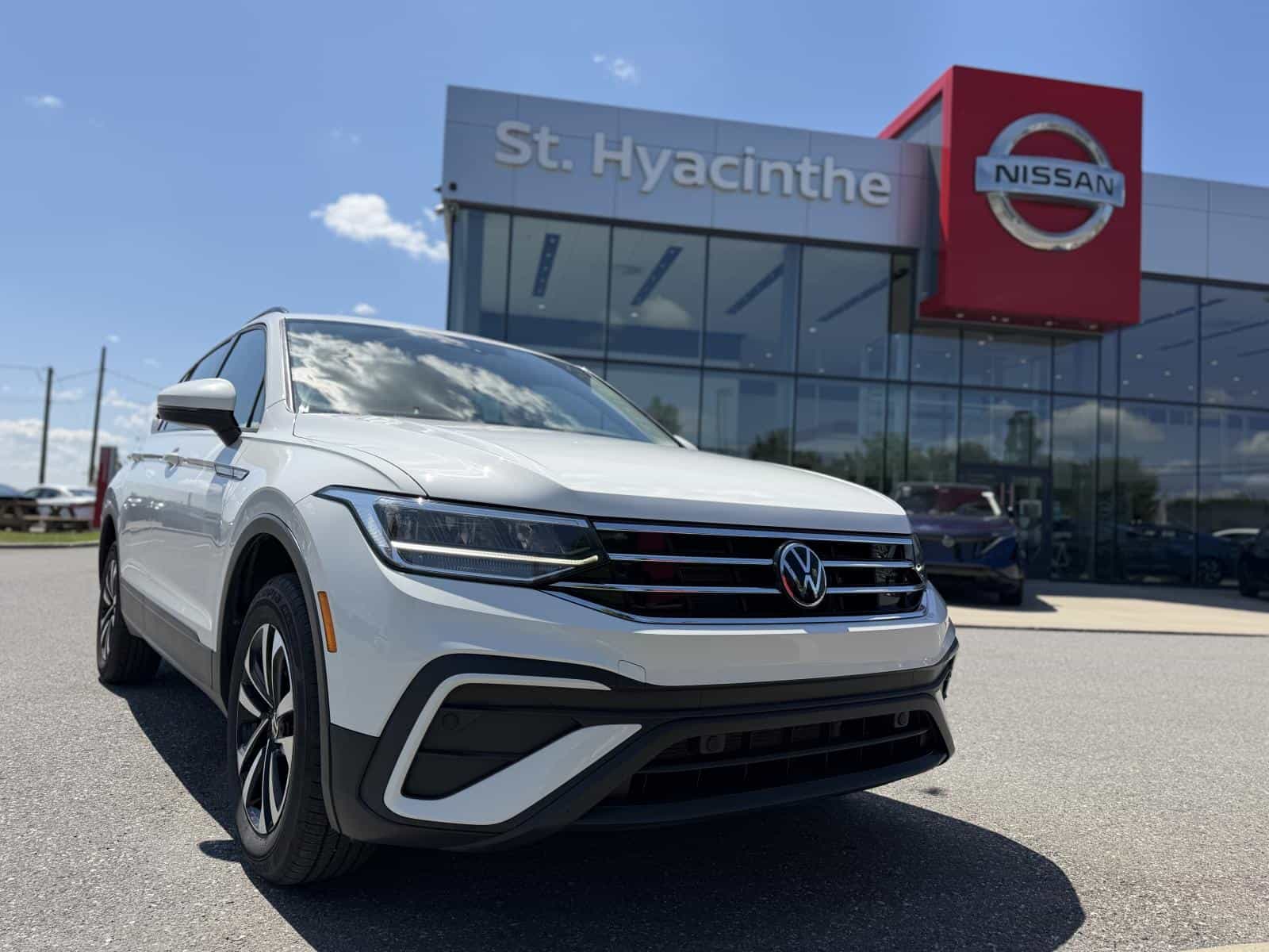 Image 1 Volkswagen Tiguan Trendline 2023