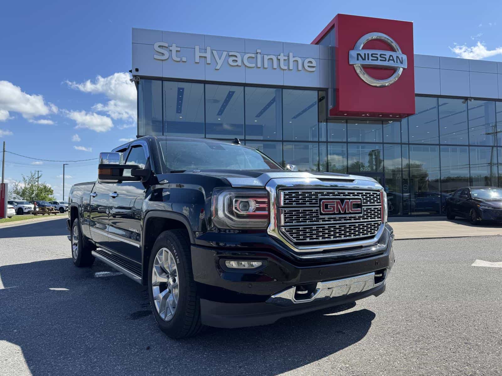 Image 1 GMC Sierra 1500 Denali 2018