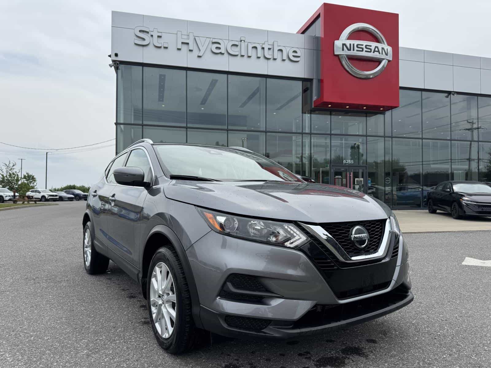 2023 Nissan Qashqai SV - Image 1