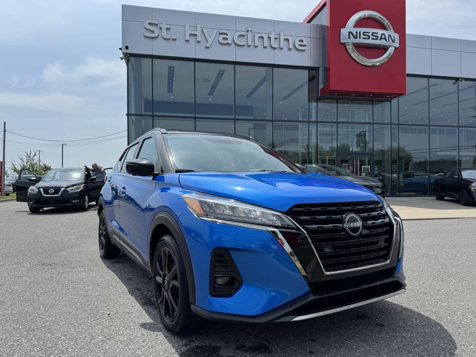 Image 1 Nissan Kicks SR Premium 2022