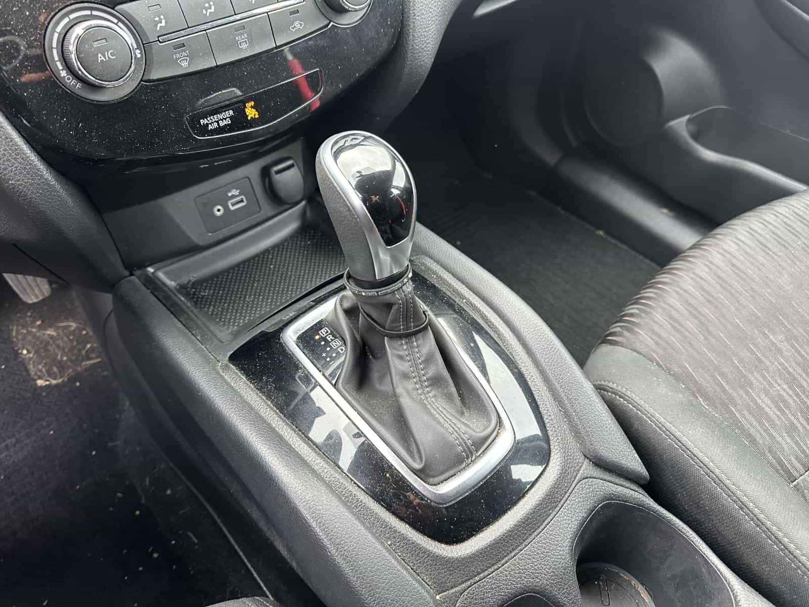 2020 Nissan Rogue S - Image 18