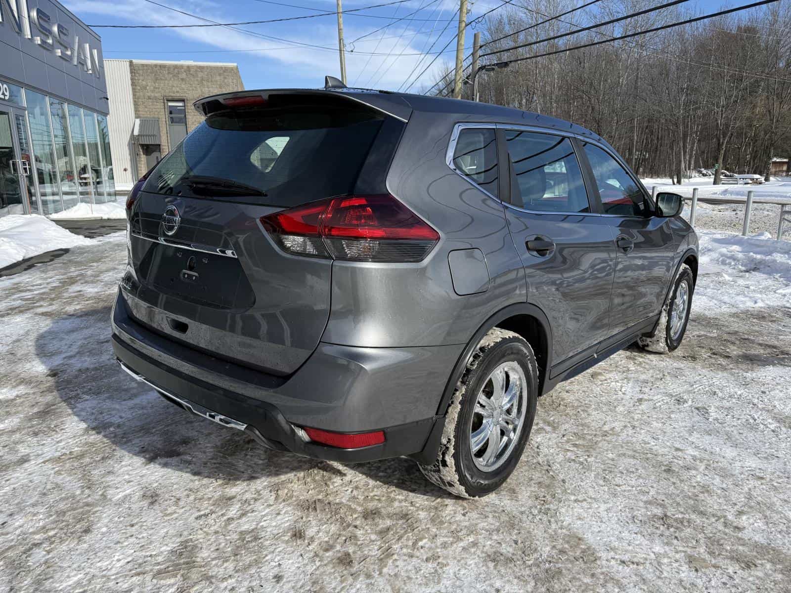 2020 Nissan Rogue S - Image 8