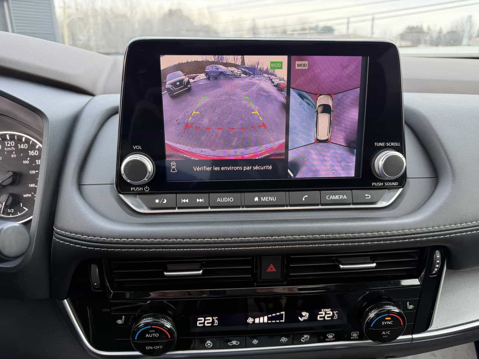 2021 Nissan Rogue SV - Image 16