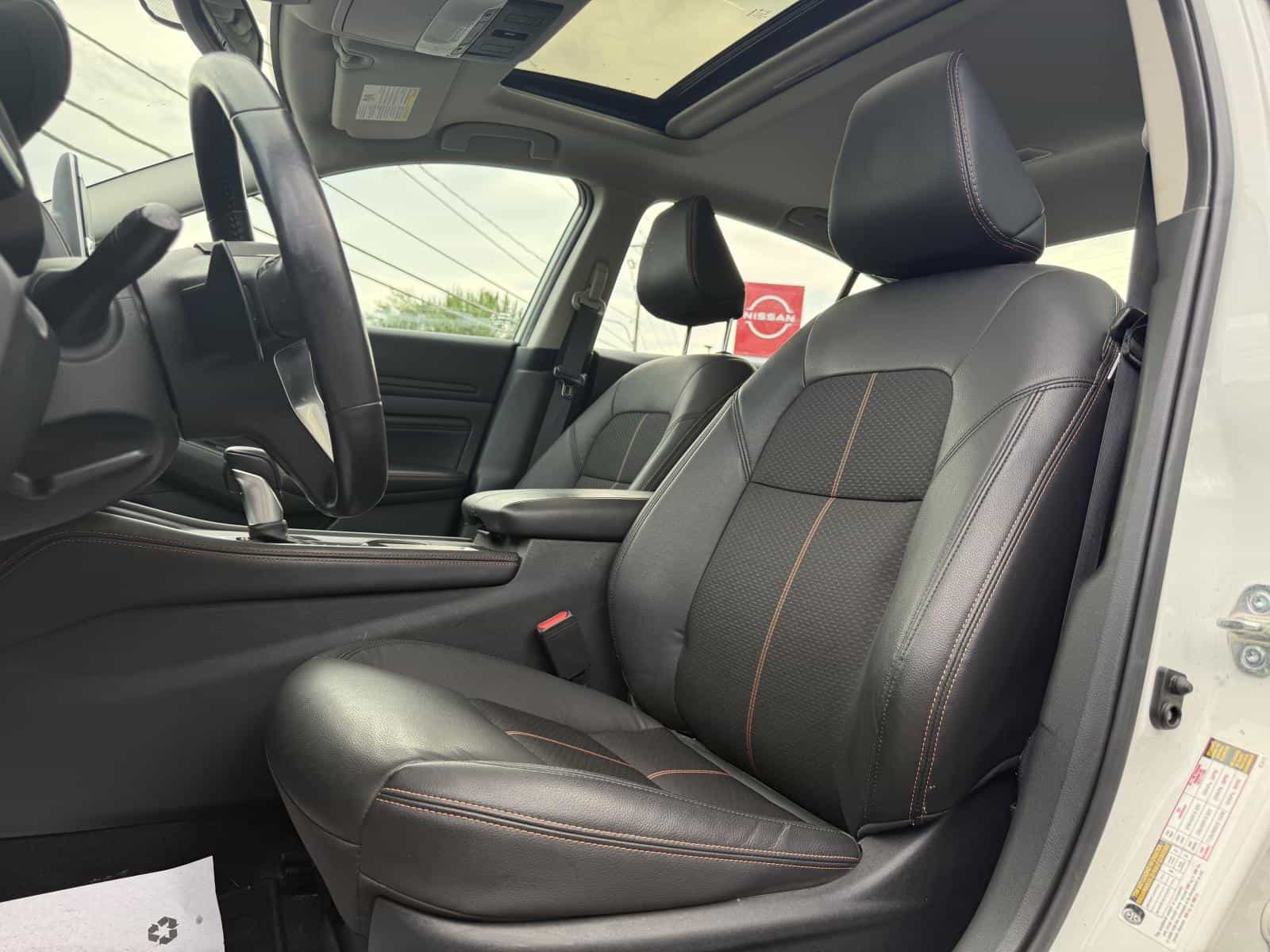 Image 2 Nissan Altima SR 2021