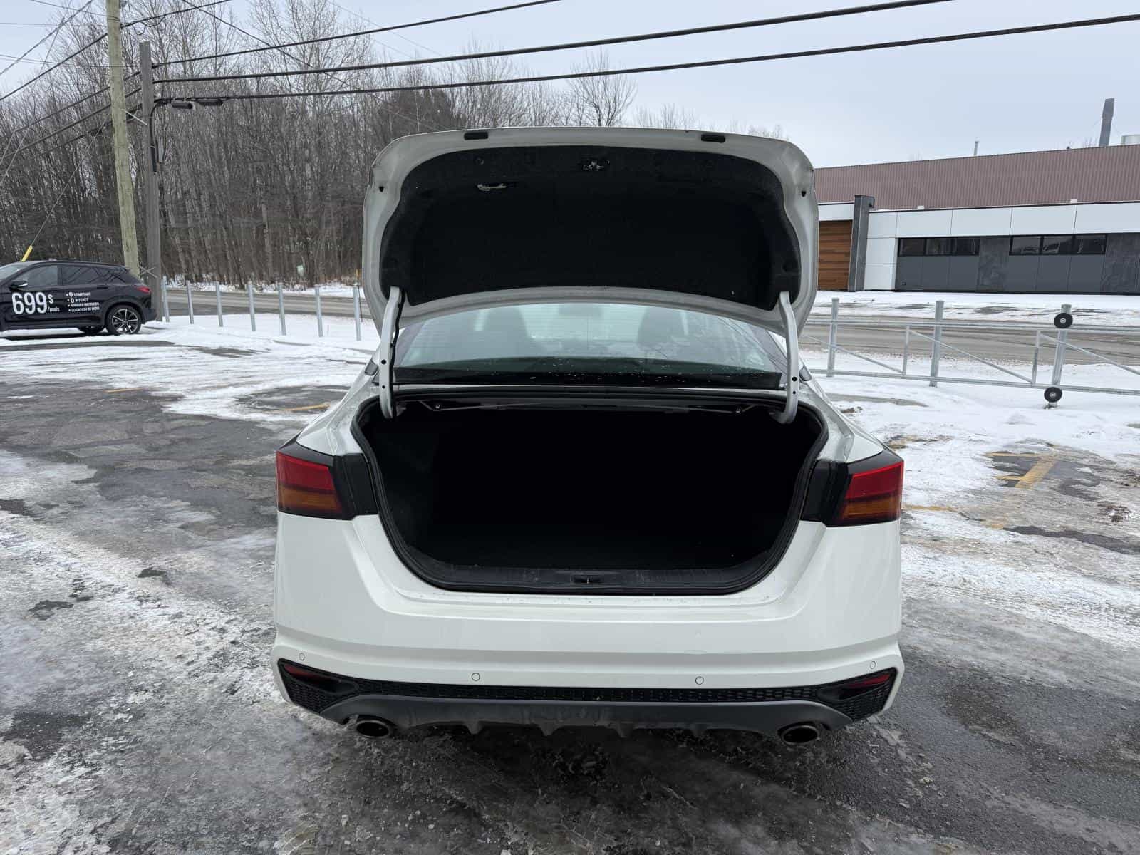 Image 11 Nissan Altima SR 2021